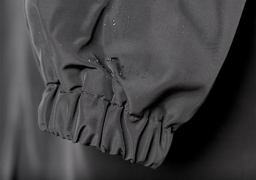 Jill™ | GABARDINA CLÁSICA REFINADA
