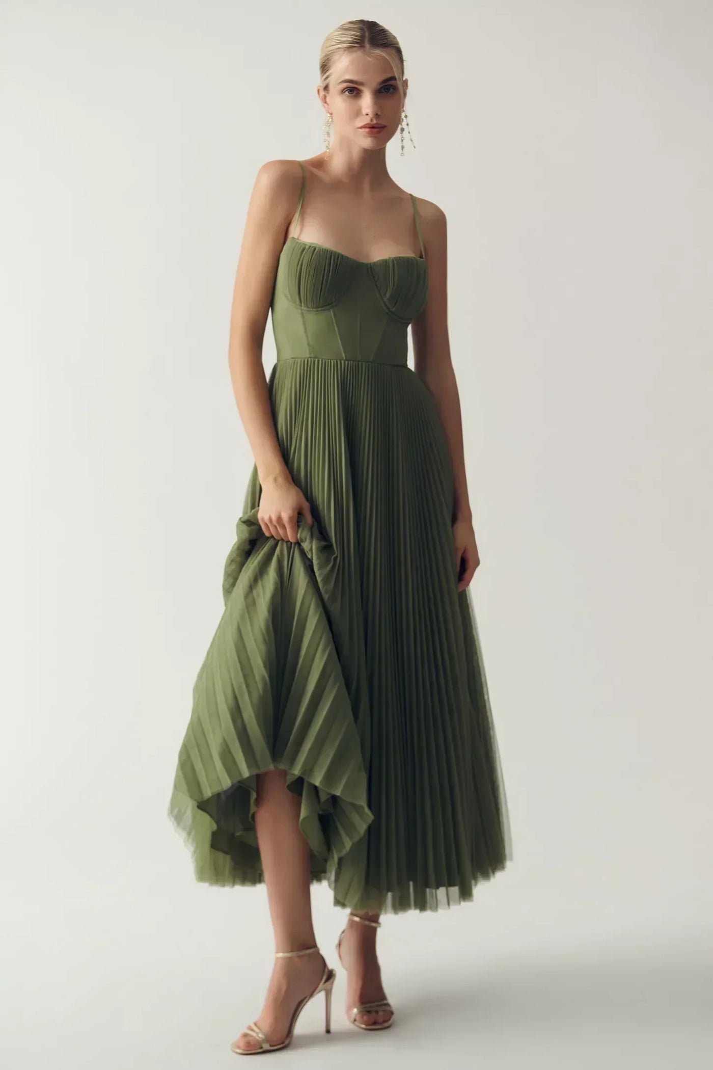 Adriana™ | Elegancia Moderna